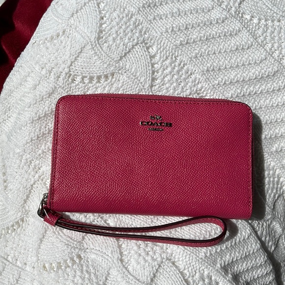 NWT Coach Wallet - Picture 2 of 5